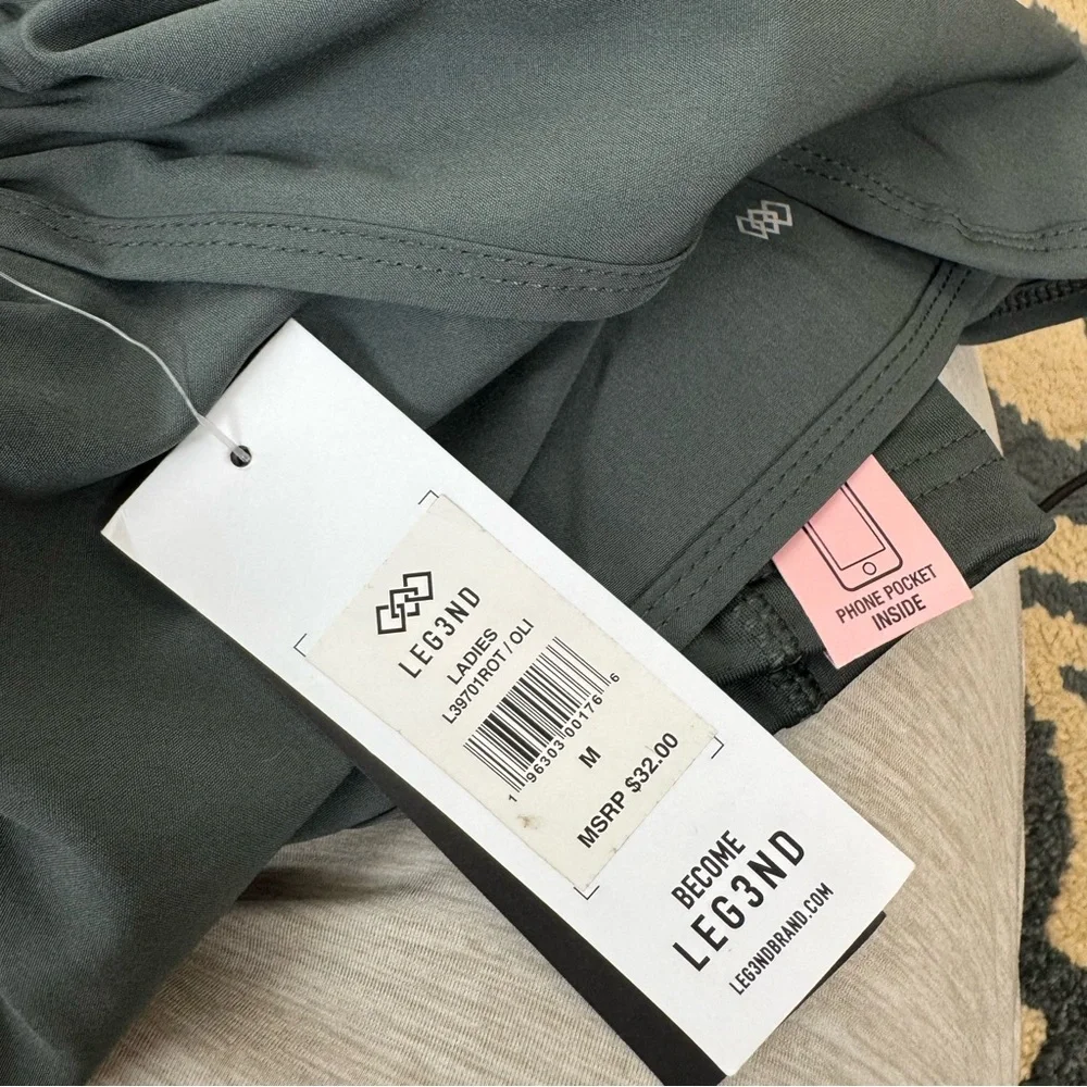 NWT Legend Women's Green Athletic Shorts - Picture 5 of 5